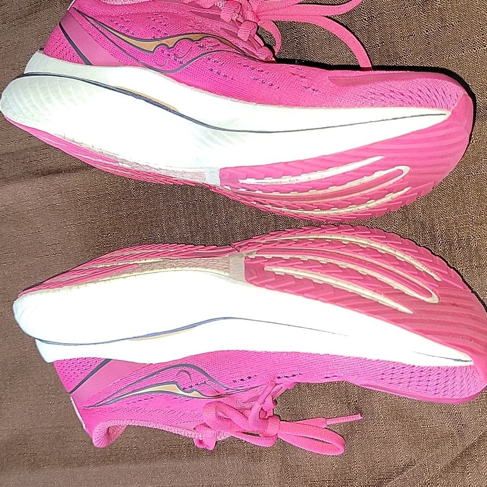 Saucony Pink Athletic Shoes - Picture 3 of 9